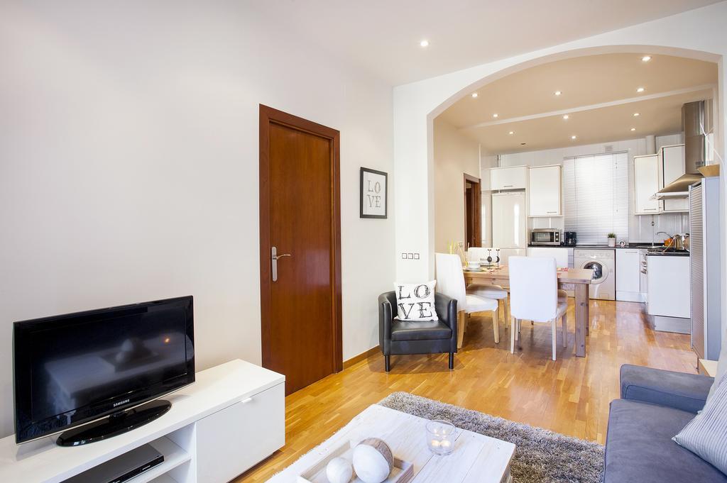 Apartments Barcelona & Home Deco Viladomat 외부 사진