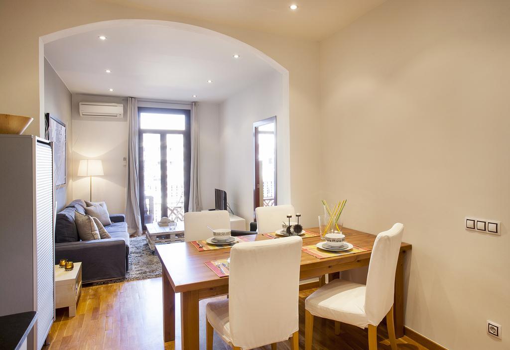 Apartments Barcelona & Home Deco Viladomat 외부 사진