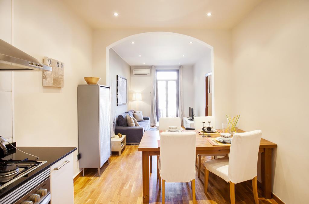 Apartments Barcelona & Home Deco Viladomat 외부 사진