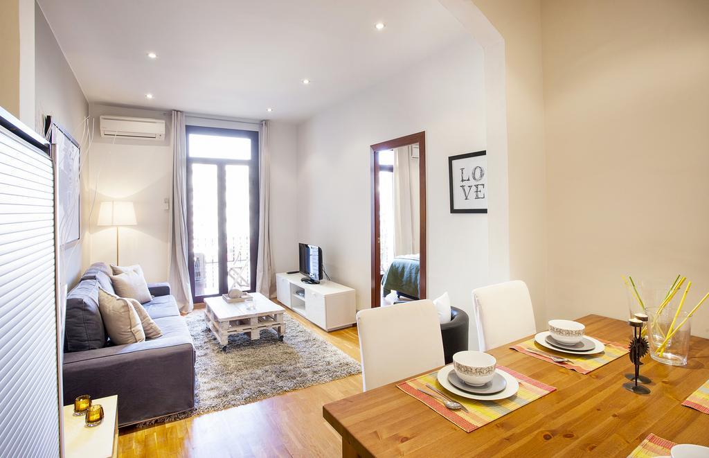 Apartments Barcelona & Home Deco Viladomat 외부 사진
